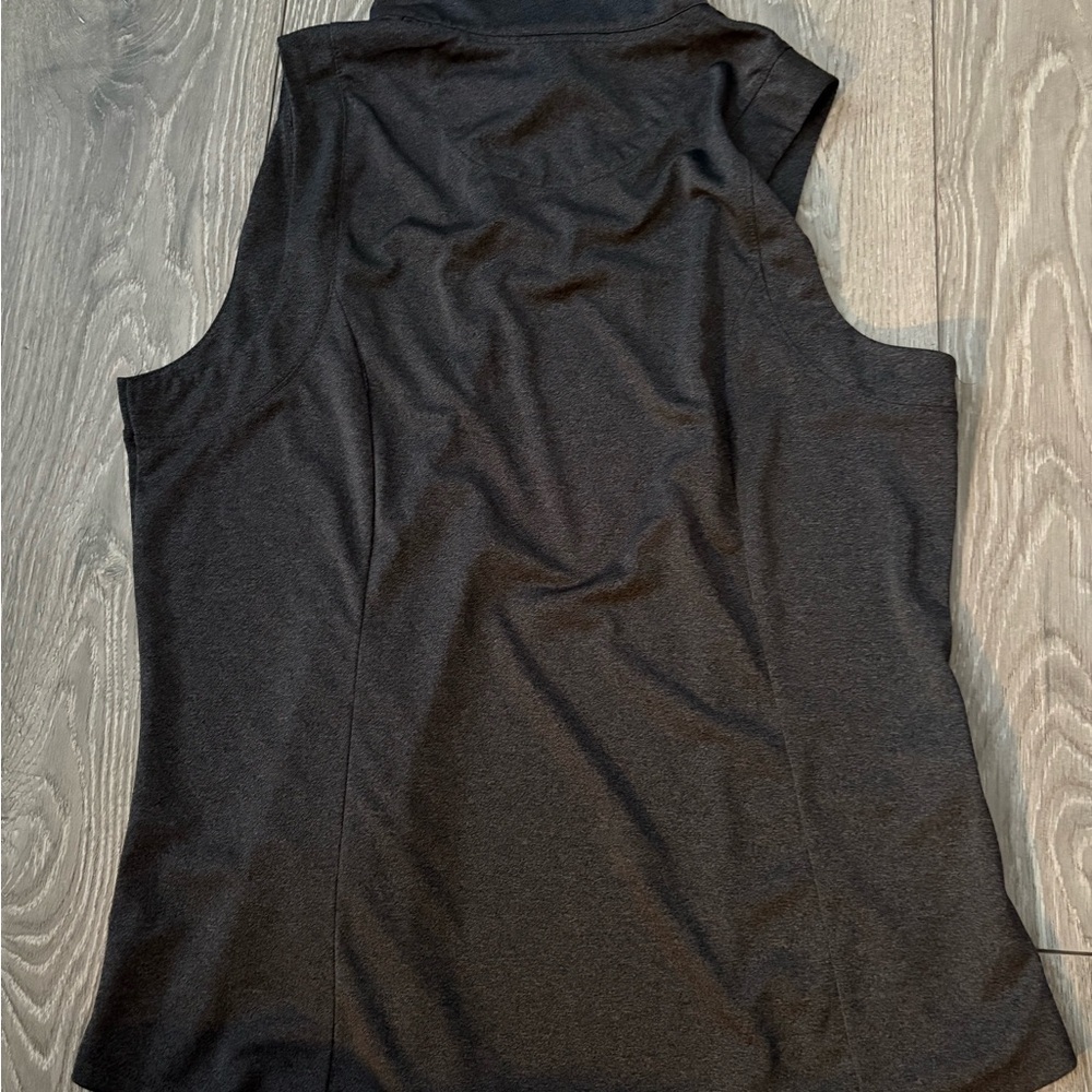 Callaway Charcoal Sleeveless Golf Tee - Picture 2 of 3